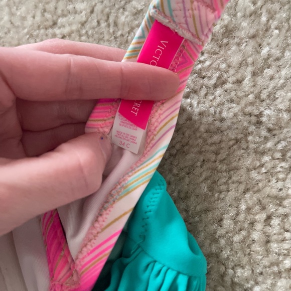 Bathing suit bundle - Picture 4 of 7